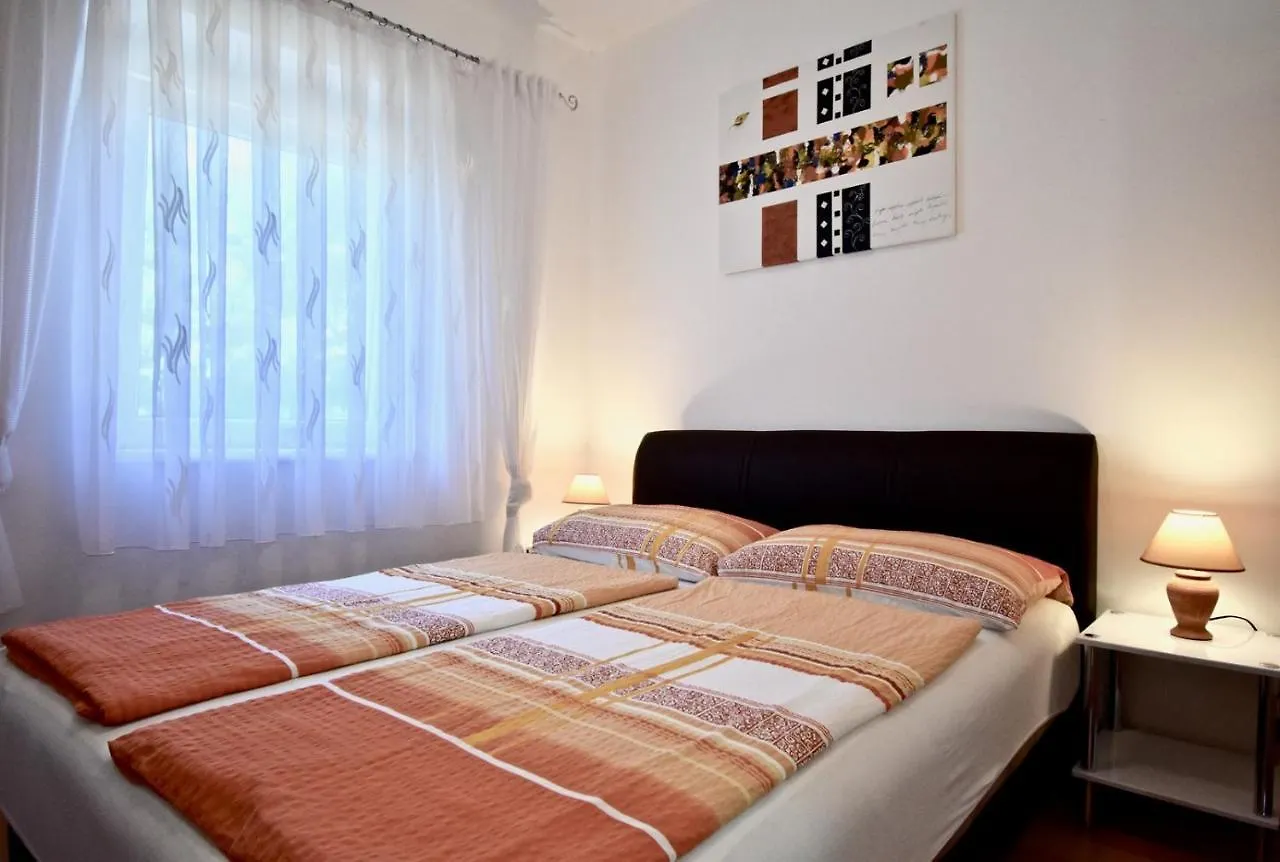 Holiday House With Sea View And Bbq Grill Medulin 0*,